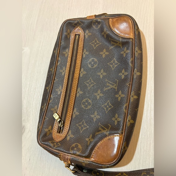 Louis Vuitton Handbags - Louis Vuitton‎ Monogram Canvas Cosmetic Pouch Clutch Wristlet Bag